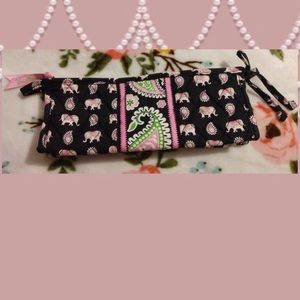 ✨Retired Pattern Vera Bradley Makeup/Pencil Bag🐘